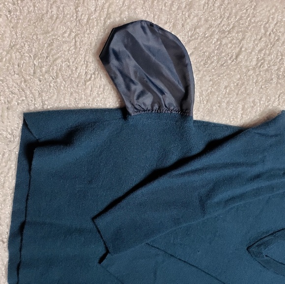 J. CREW SWEATER - Picture 5 of 6